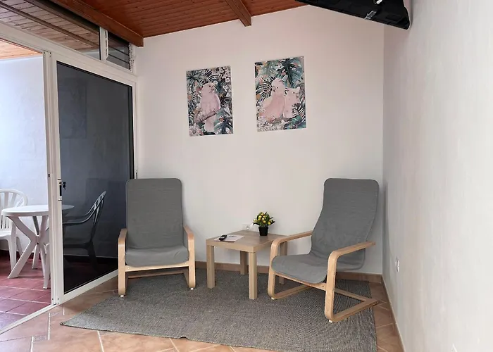 Apartamento La Casita De Vale Y Jeni El Pris